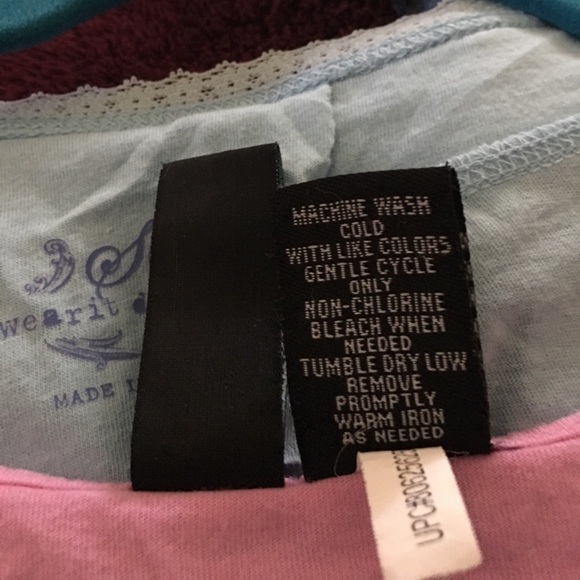 Women’s top - Picture 4 of 4